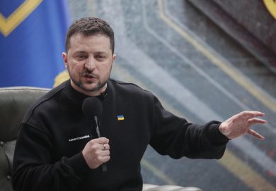 Zelensky, viaggio dal Papa con poche speranze di pace