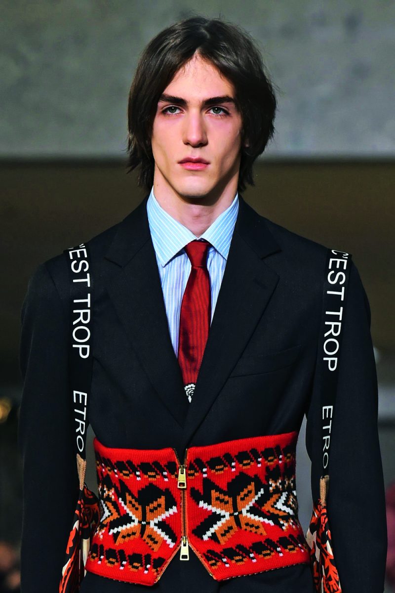 Cravatta e foulard, corsi e ricorsi della moda Cravatta e foulard, corsi e ricorsi della moda