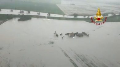Emilia Romagna, maltempo ed esondano Sillaro e Lamone I video