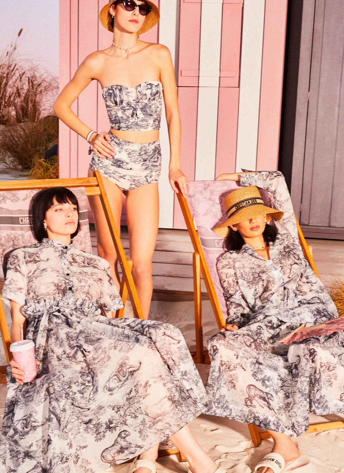 Galleria foto 'Beachwear style: sì all’eleganza al mare come in città' - foto 14