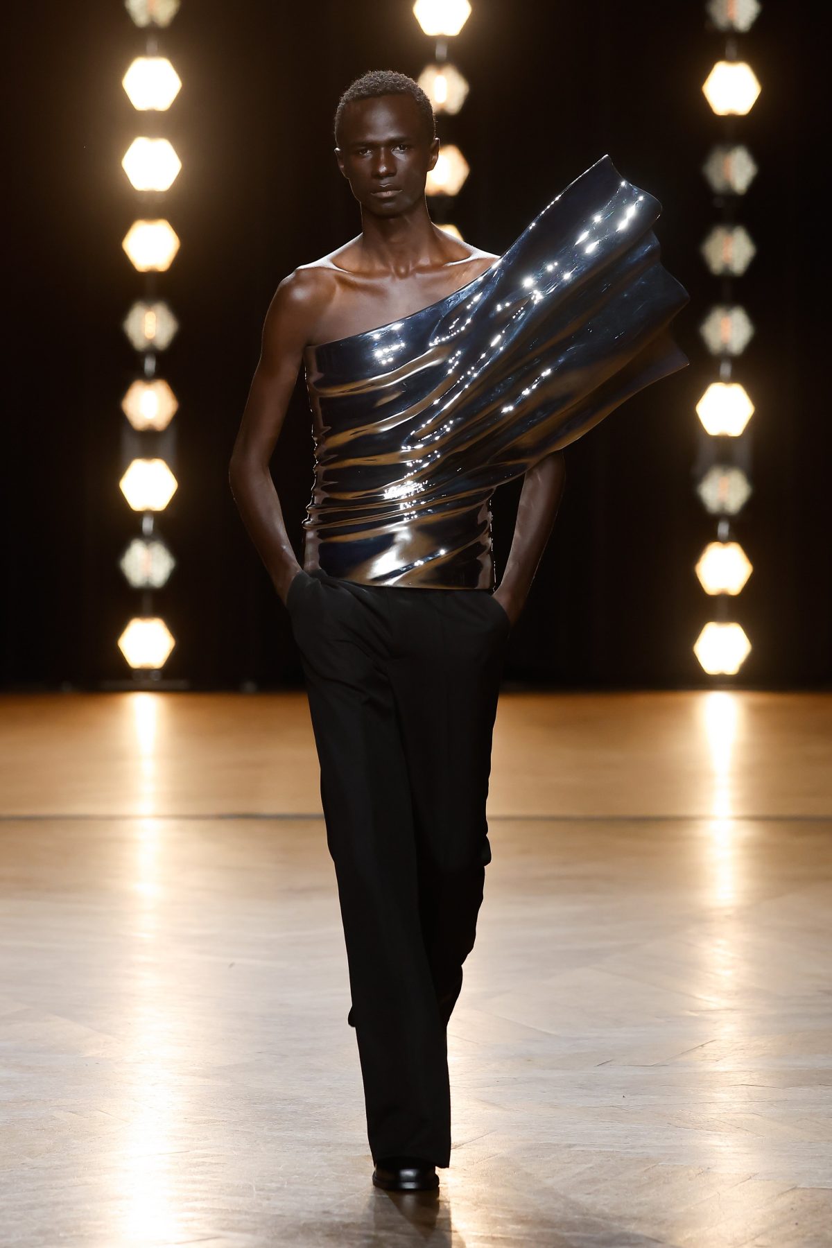 Galleria foto 'Paris Fashion Week: alla ricerca della propria identità' - foto 25