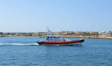 Naufragio in Tunisia: 152 migranti soccorsi, almeno 12 dispersi