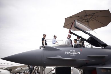 Salone aerospaziale di Parigi, la grandeur è anche italiana