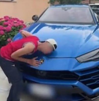 Pene durissime per gli youtuber di Casal Palocco