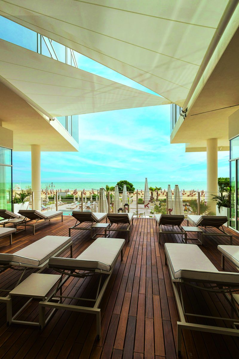 Anche l’ombra vuole il suo fascino Anche l’ombra vuole il suo fascino