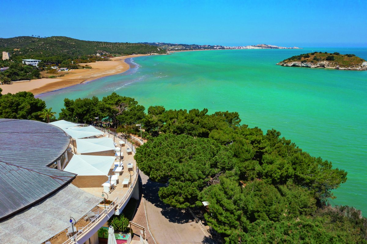 Anche l’ombra vuole il suo fascino Anche l’ombra vuole il suo fascino