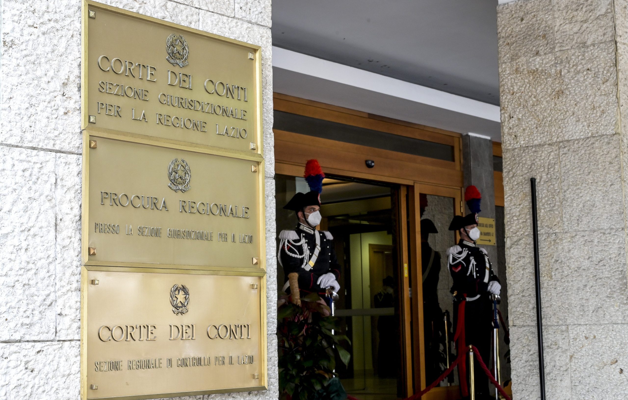 Della Cananea: «Chi ha ragione tra Governo e Corte dei Conti?Entrambi, direi…»