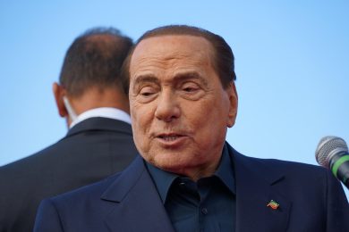 Funerali di Stato e lutto nazionale: l’ultimo saluto a Berlusconi