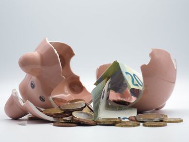 Gli italiani non risparmiano più