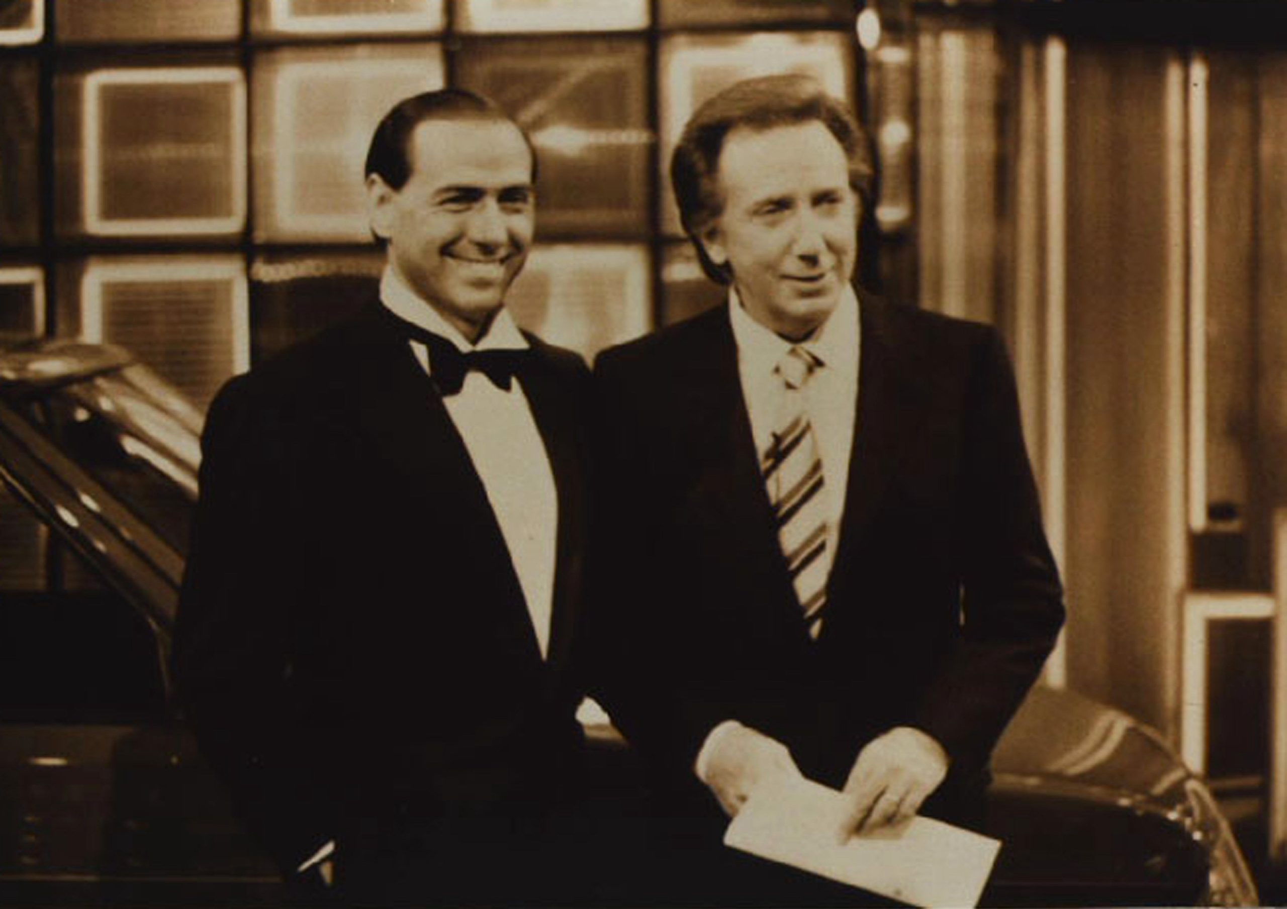 Silvio Berlusconi e la televisione: così ha rivoluzionato la tv in Italia