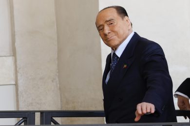Addio a Silvio Berlusconi. Le reazioni nel mondo
