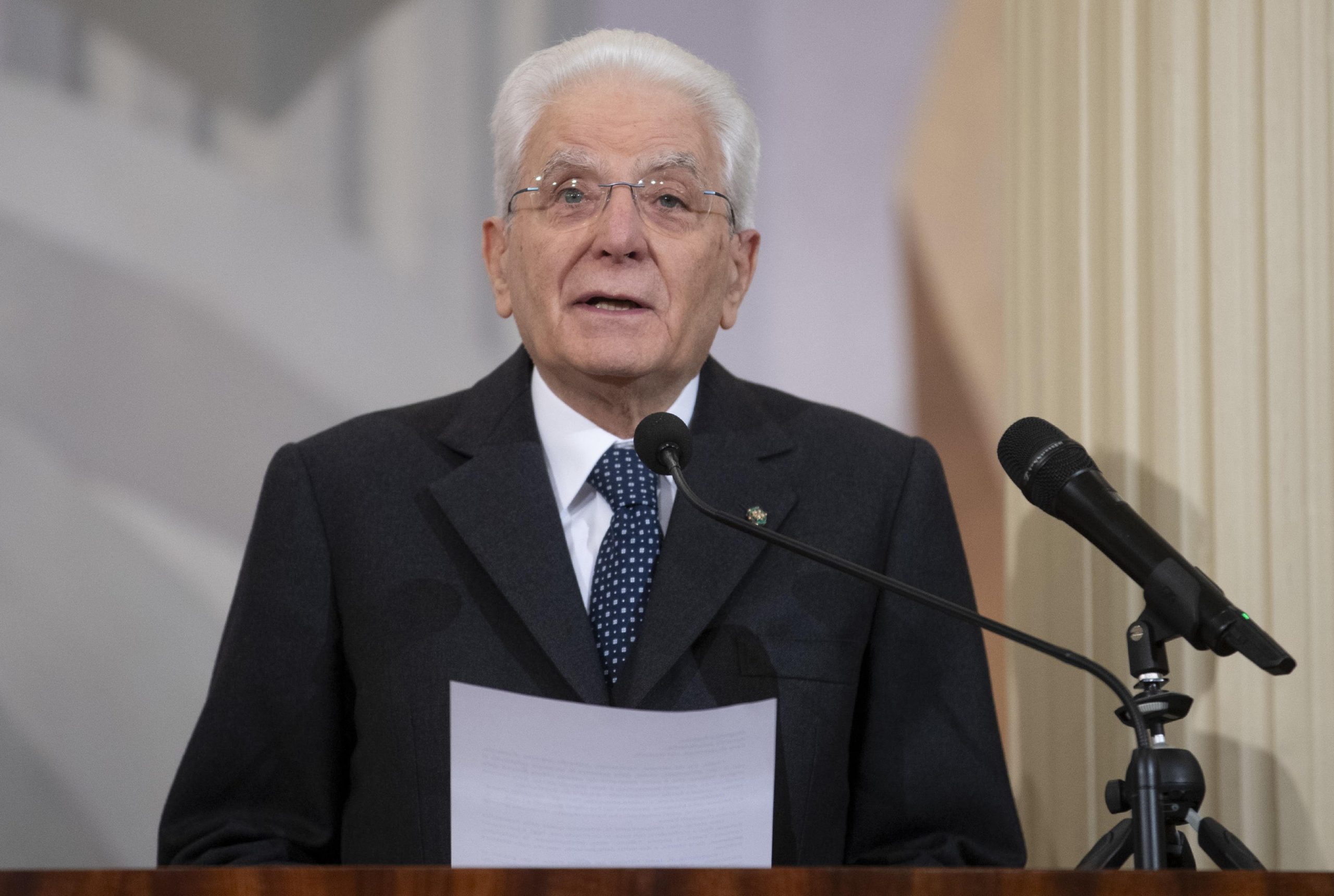 Mattarella: «La Repubblica si inchina alla memoria di Borsellino»