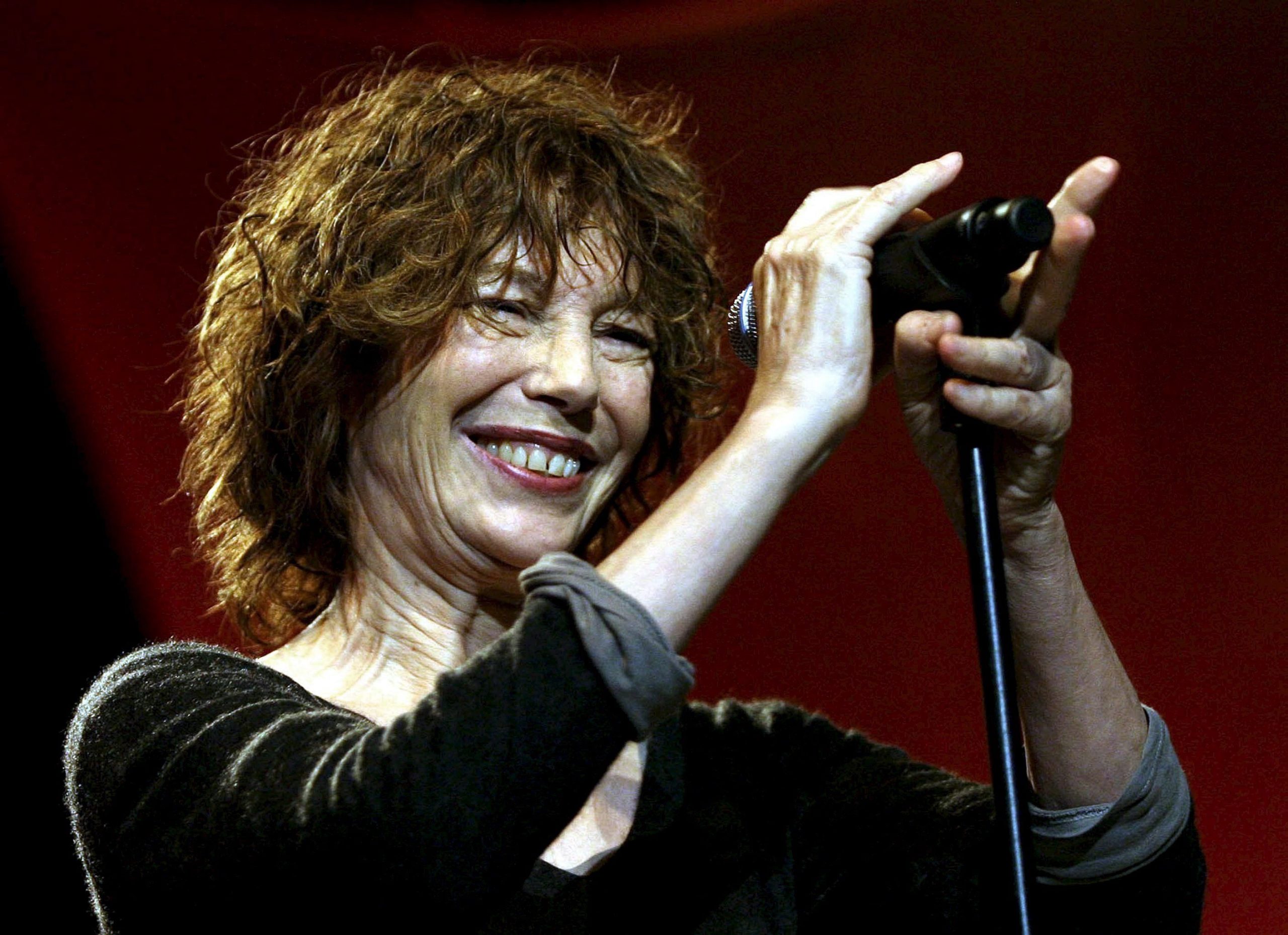 Addio a Jane Birkin: la magia di Je t’aime moi non plus con Serge Gainsbourg