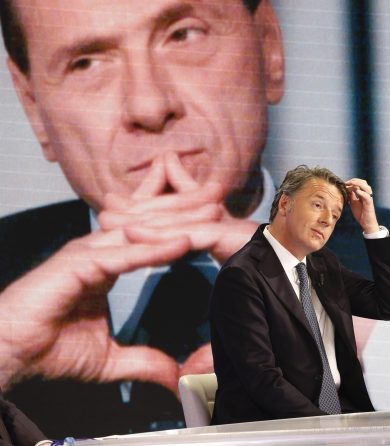 Renzi: «Berlusconi voleva far saltare in aria Costanzo? Tesi folle»