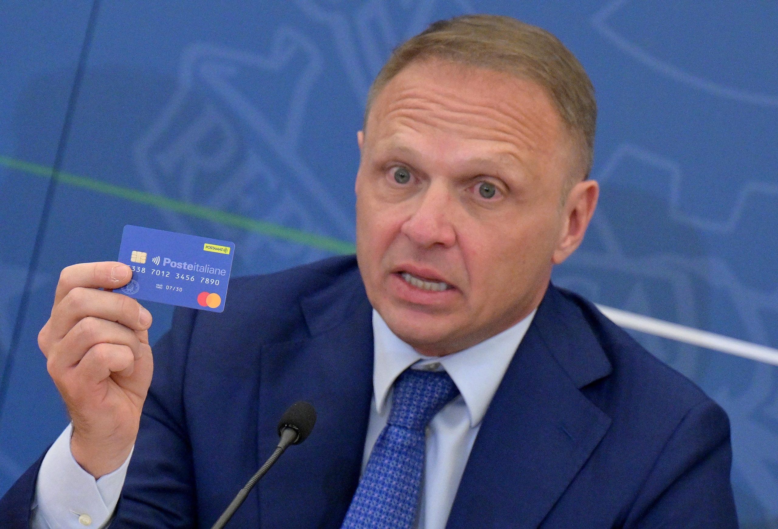 Caro prezzi, arriva la social card per i redditi bassi Caro prezzi, arriva la social card per i redditi bassi