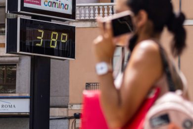Allerta caldo bollini rossi: oggi in 2 città, domani in 8