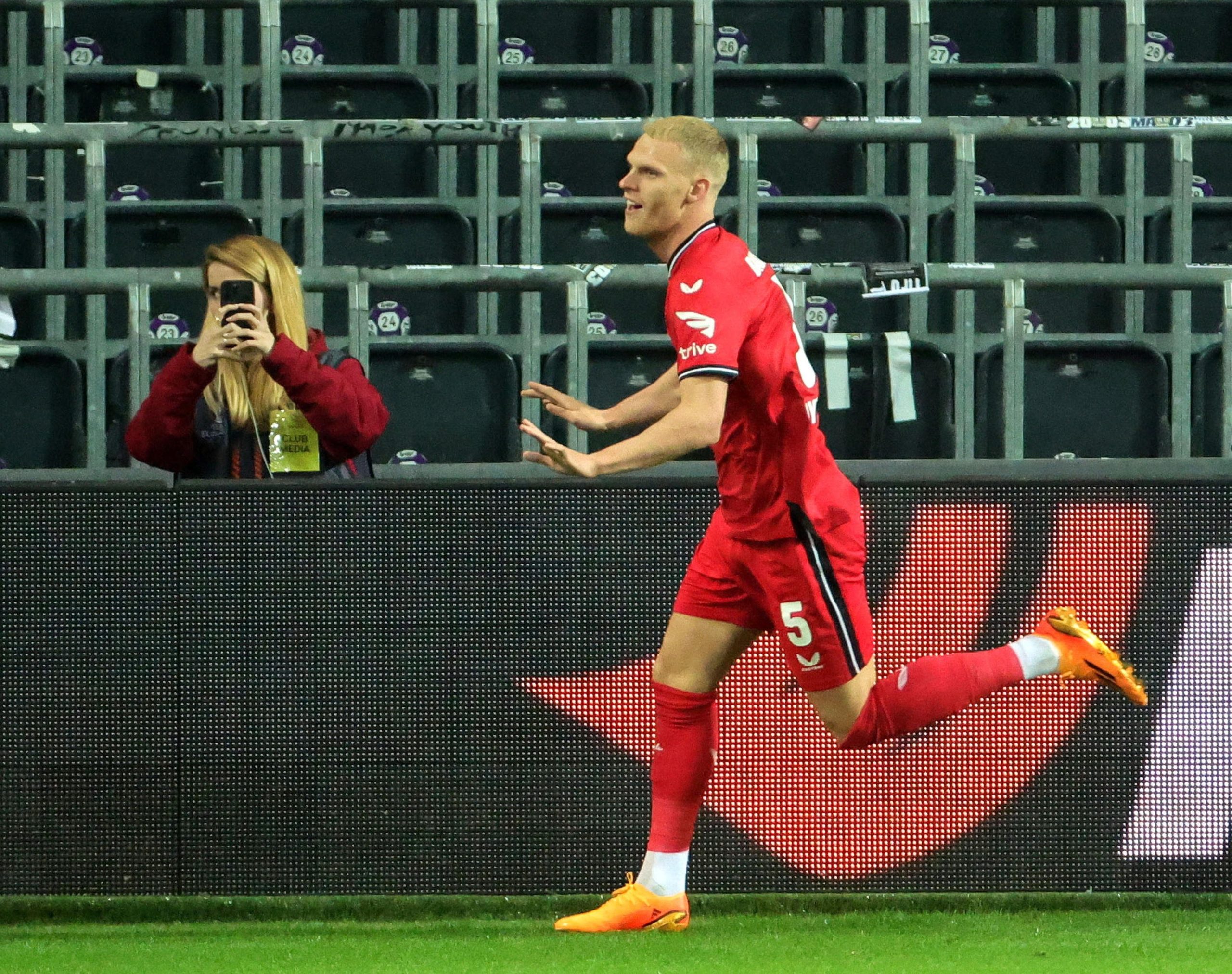 L’Atalanta chiude per Mitchell Bakker