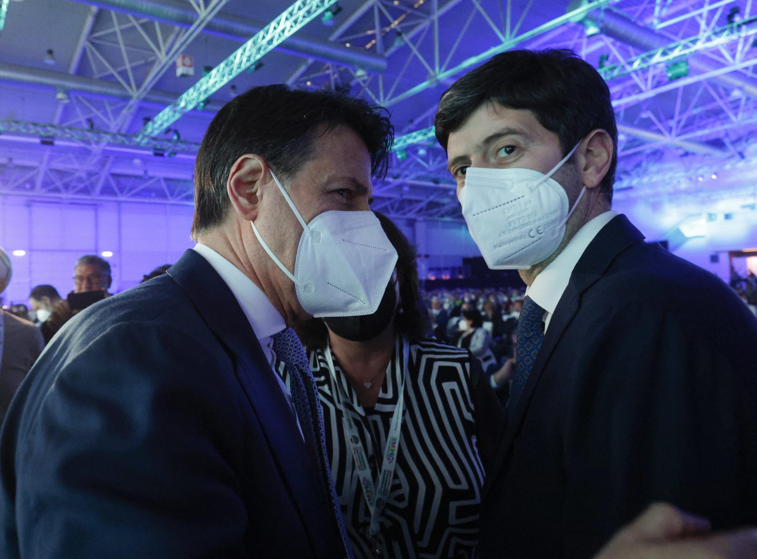 Parte l’inchiesta sul Covid: Conte e Speranza nel panico