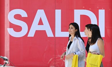 Al via i saldi estivi, con regole nuove