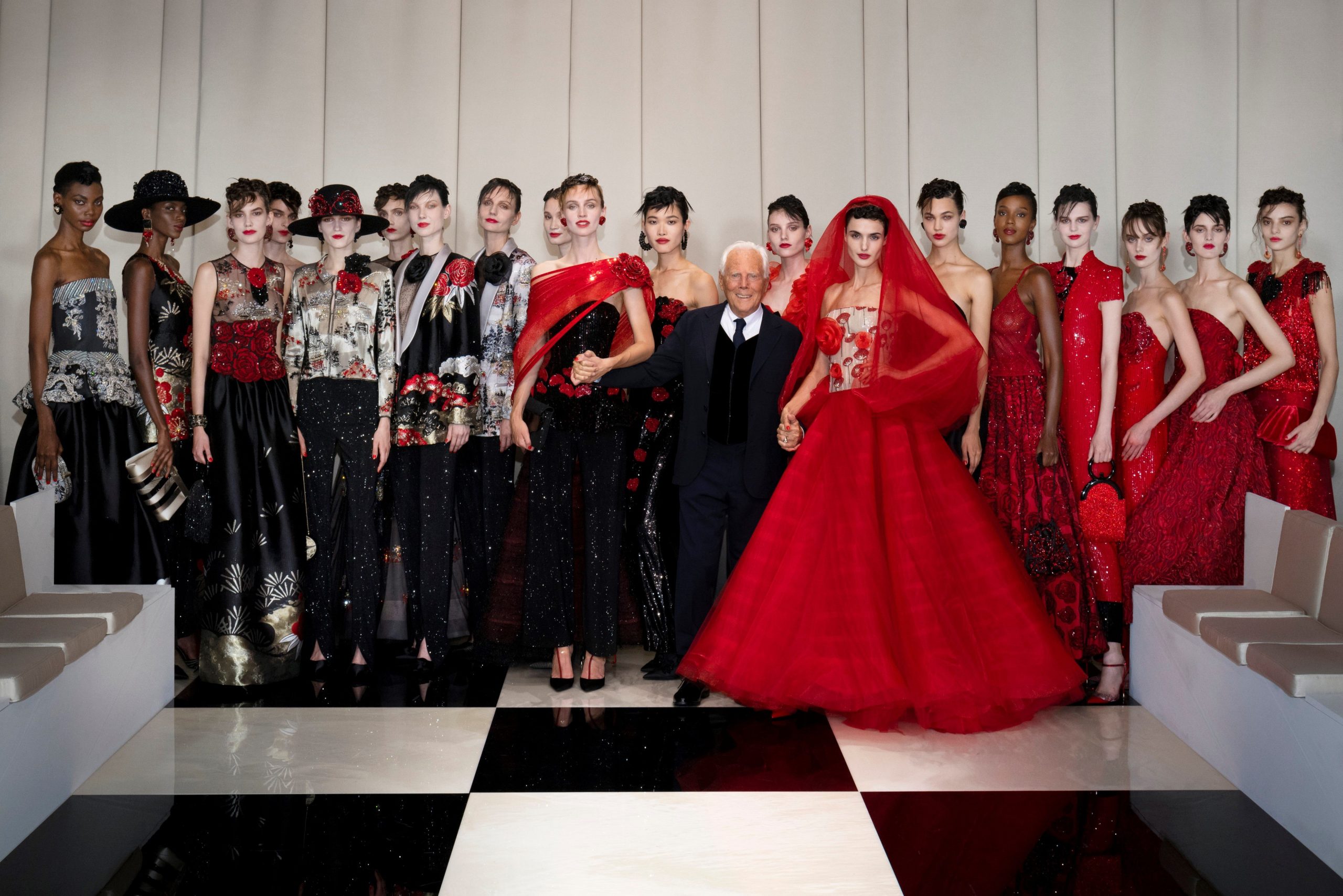 Riflessioni di Armani al profumo di rosa