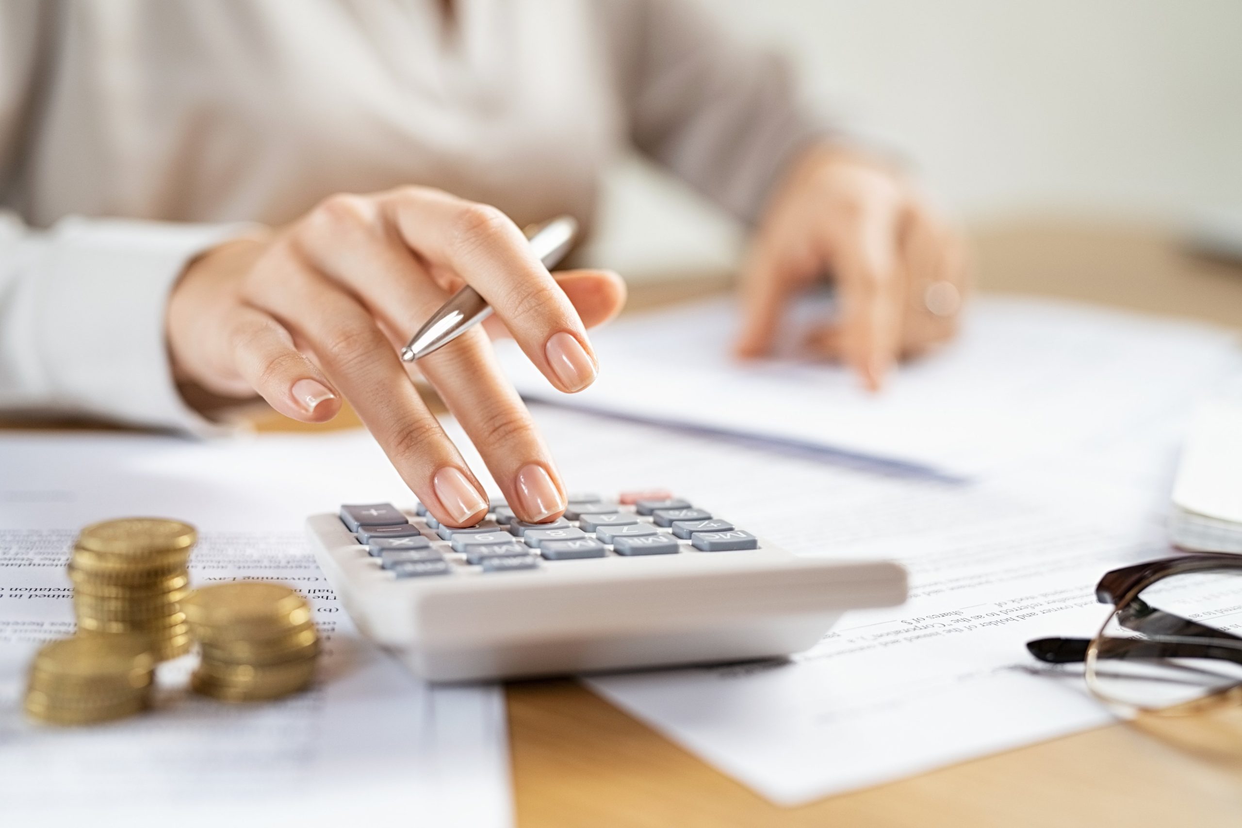 La pressione fiscale scende al 37%, ma peggiora il deficit: gli ultimi numeri sui conti dell’Italia