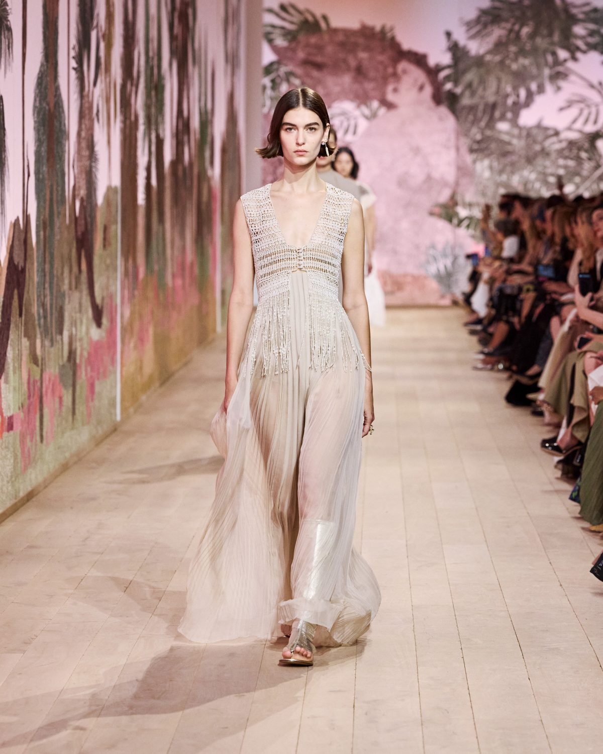 Galleria foto 'Dior, tra sottrazione e recupero di antiche maestrie' - foto 5