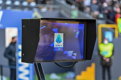 Serie A, è già il campionato dei veleni arbitrali