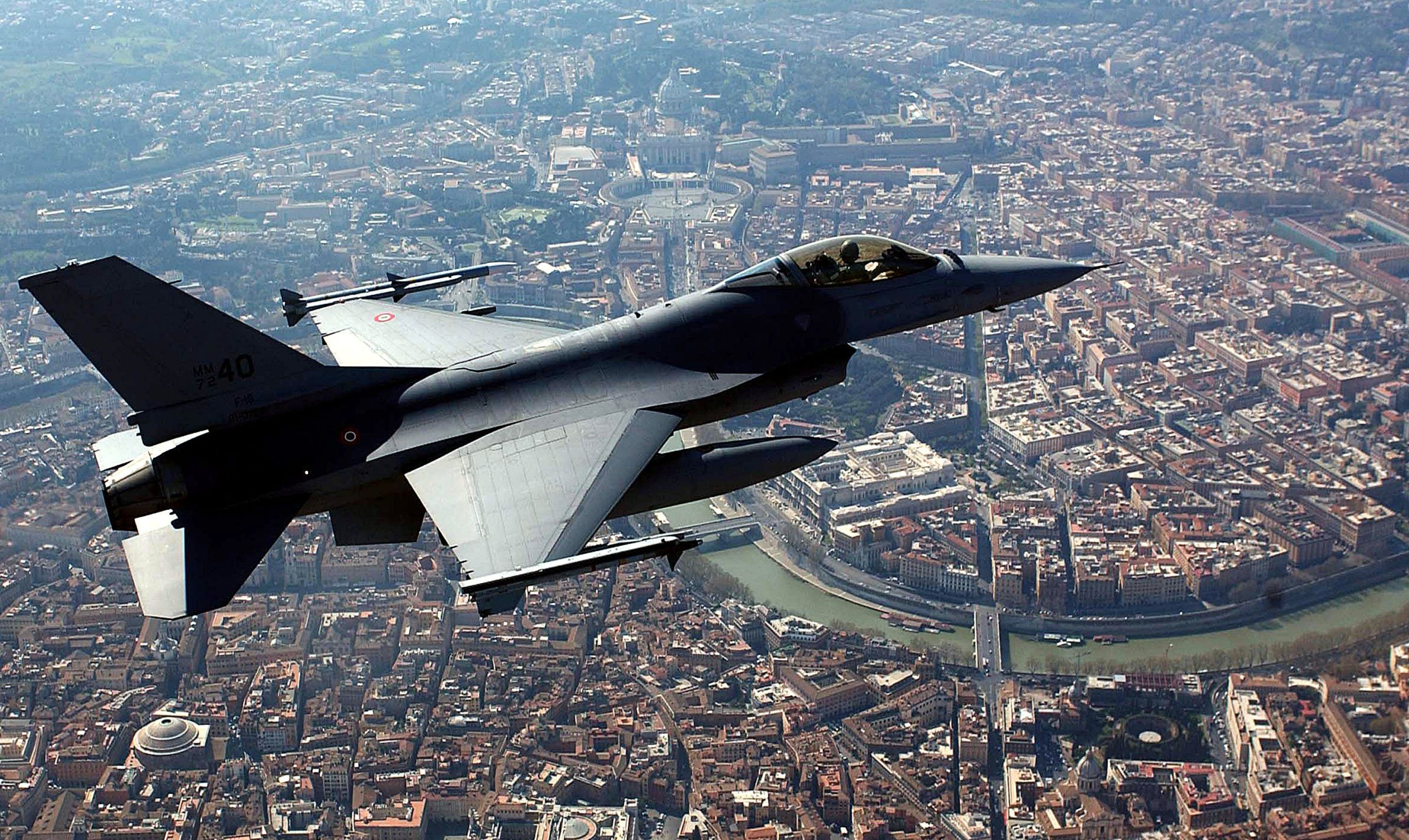 Gen. Tricarico: «Come cambia la guerra con gli F16 a Kiev» Gen. Tricarico: «Come cambia la guerra con gli F16 a Kiev»