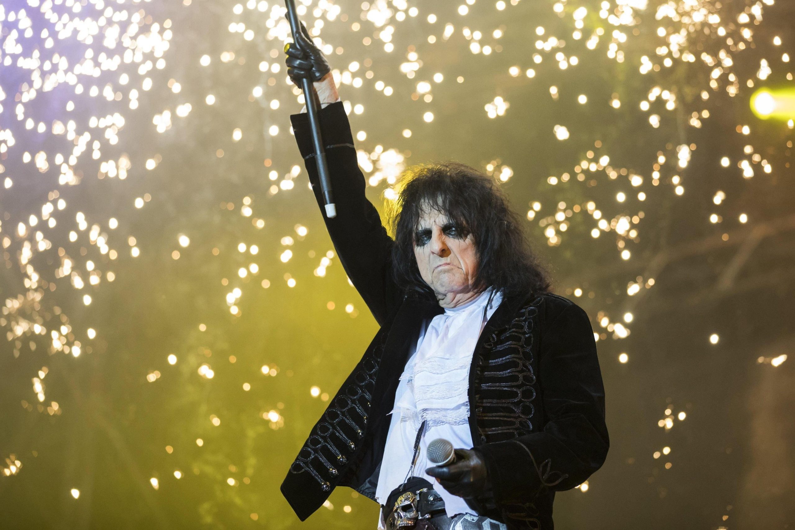 Alice Cooper, il rocker che ha vissuto due volte Alice Cooper, il rocker che ha vissuto due volte