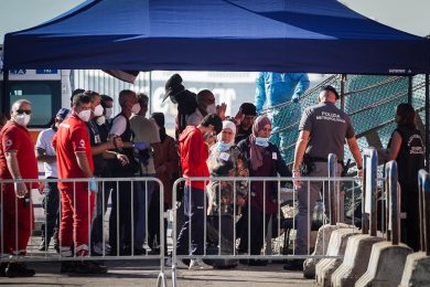 Dati sulla sicurezza: più furti e rapine, omicidi stabili, boom di migranti