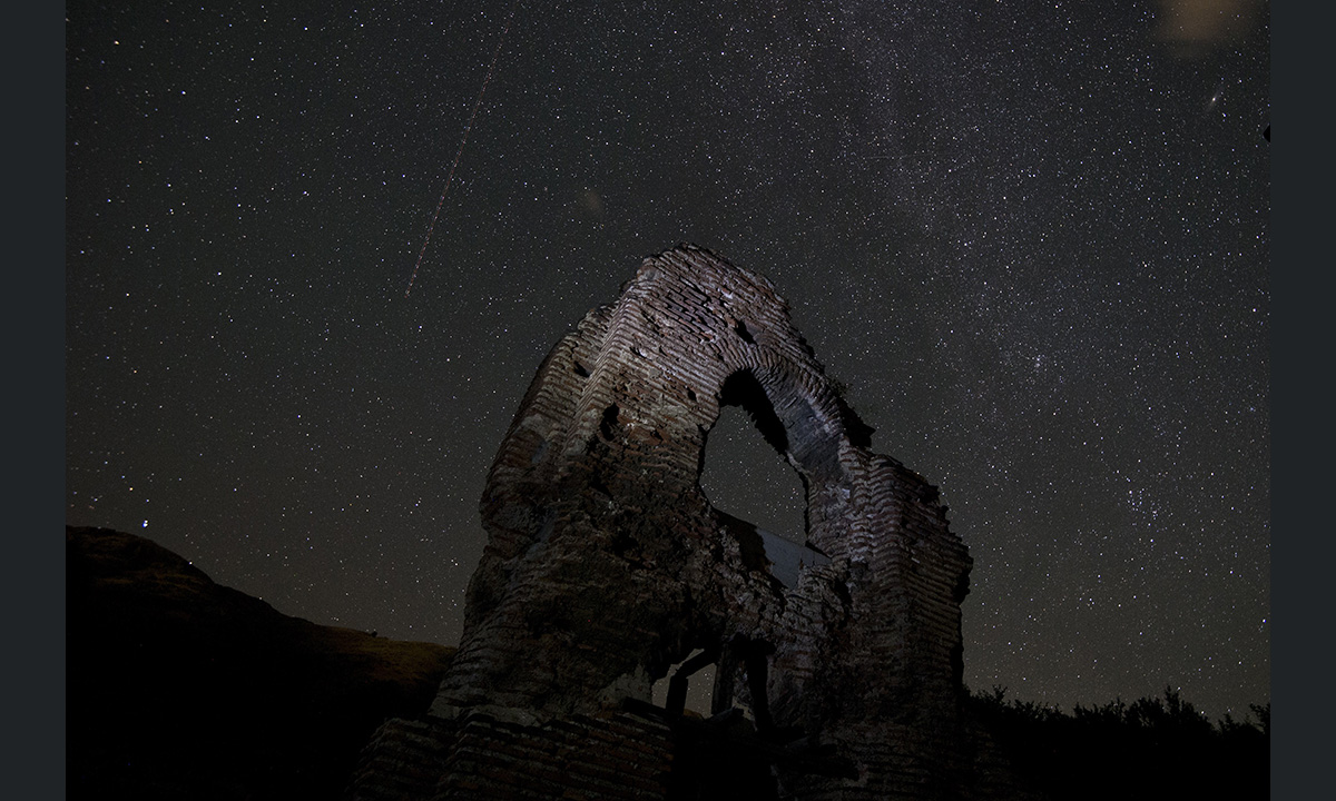 Notte di San Lorenzo. Lo spettacolo delle stelle cadenti Notte di San Lorenzo. Lo spettacolo delle stelle cadenti