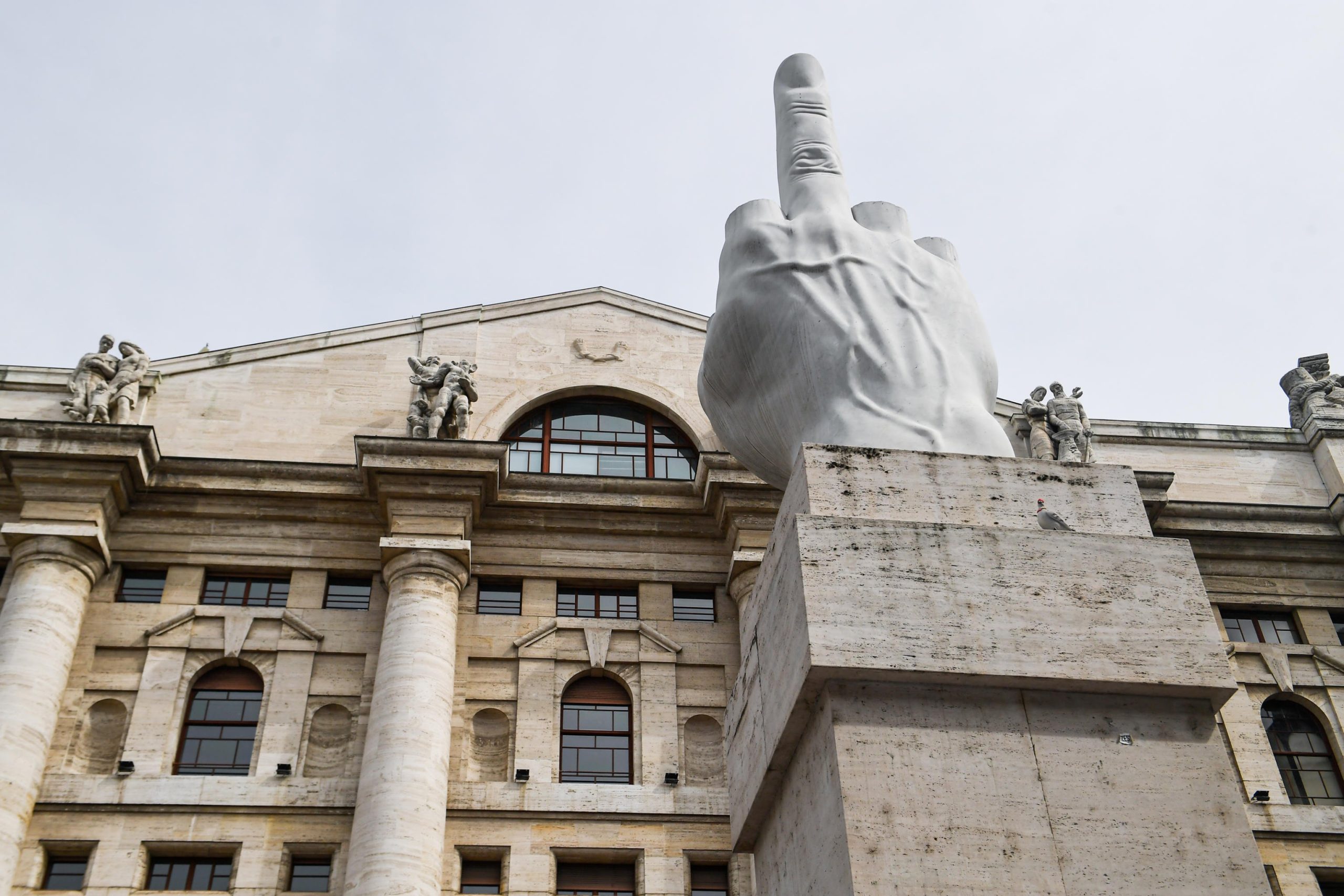 Le banche recuperano oggi in borsa 4 mld dei 9 persi ieri a Piazza Affari Le banche recuperano oggi in borsa 4 mld dei 9 persi ieri a Piazza Affari