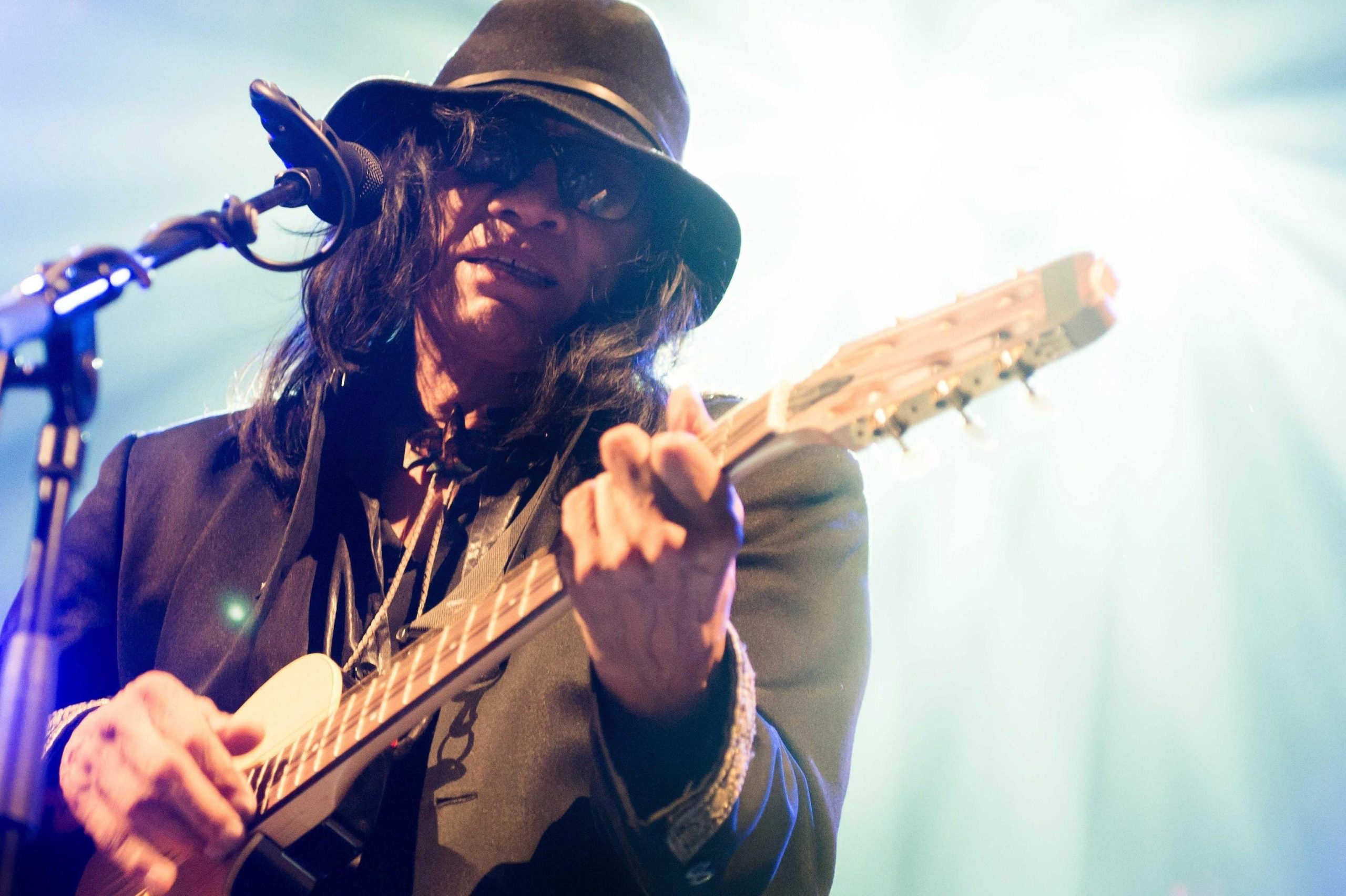 Addio a Sixto Rodriguez, il folksinger che ha vissuto due vite Addio a Sixto Rodriguez, il folksinger che ha vissuto due vite