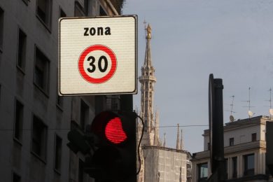 Quell’inutile follia dei limite a 30km/h in città