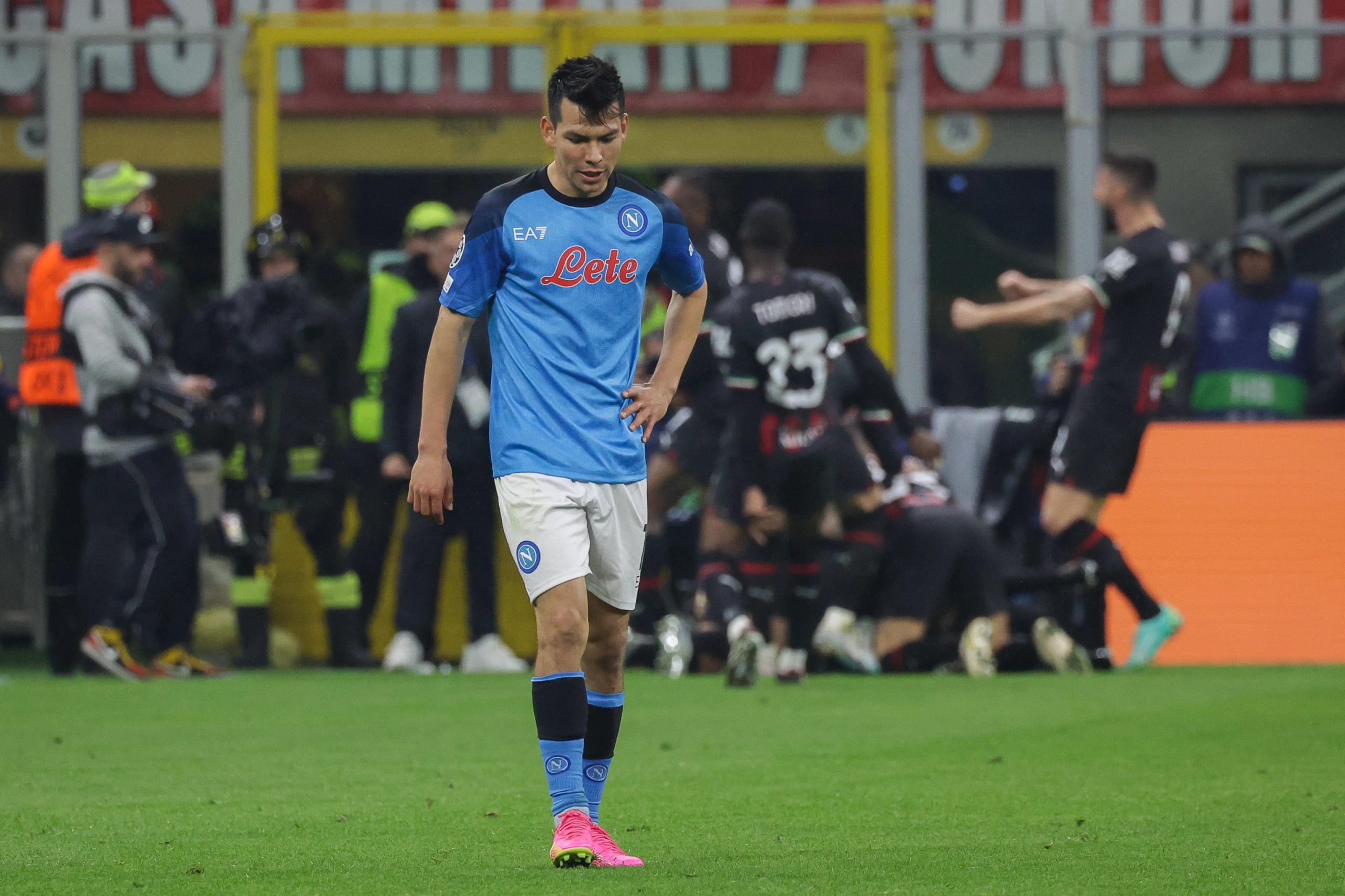 Lozano, i motivi dell’addio al Napoli Lozano, i motivi dell’addio al Napoli