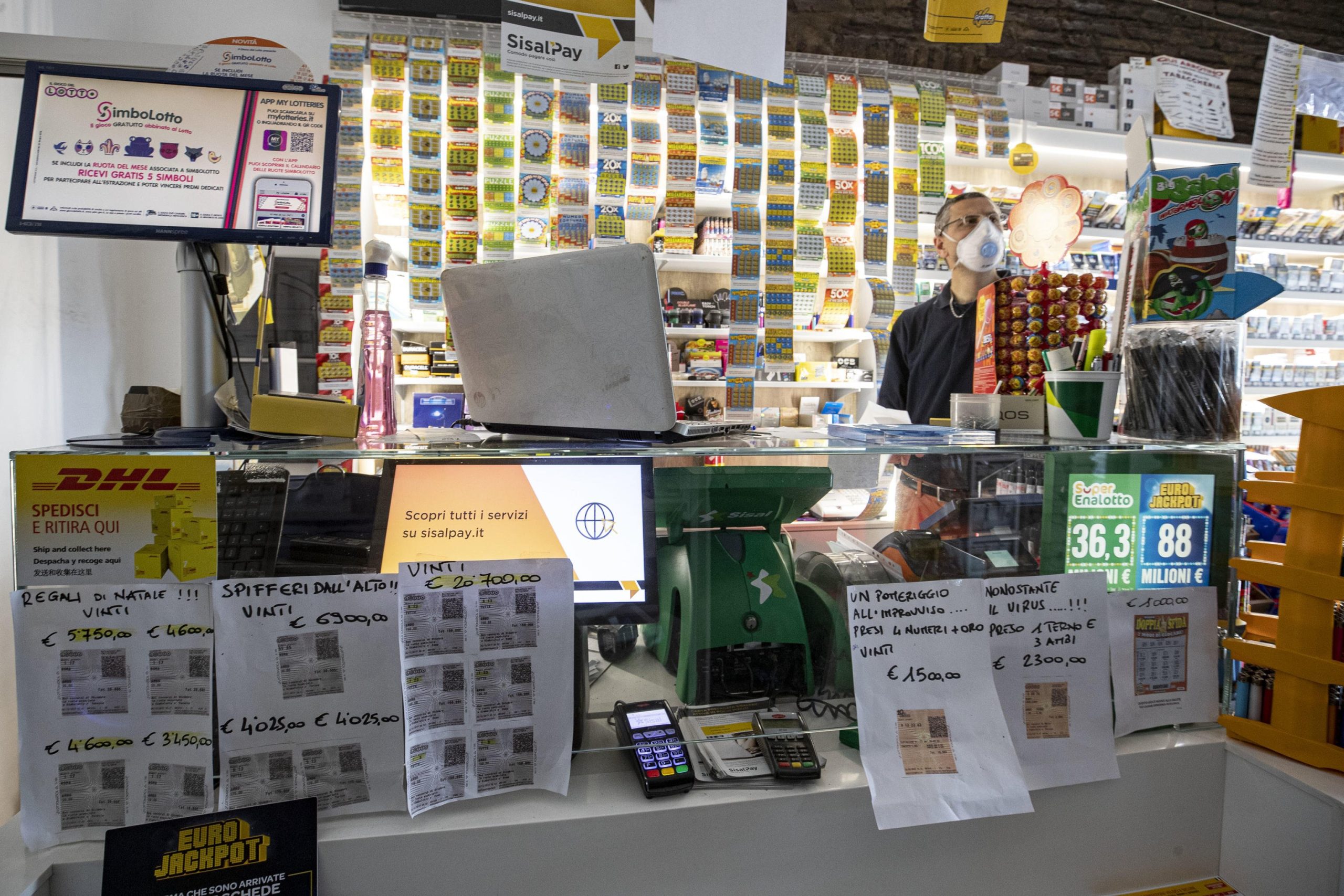 I soldi della manovra prendiamoli dal Lotto