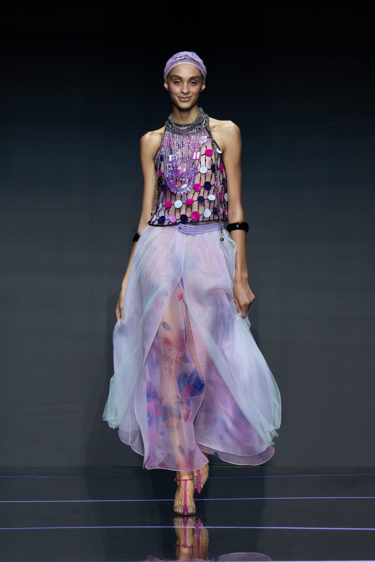 Galleria foto 'Emporio Armani, fra luccichii e colori confetto' - foto 11
