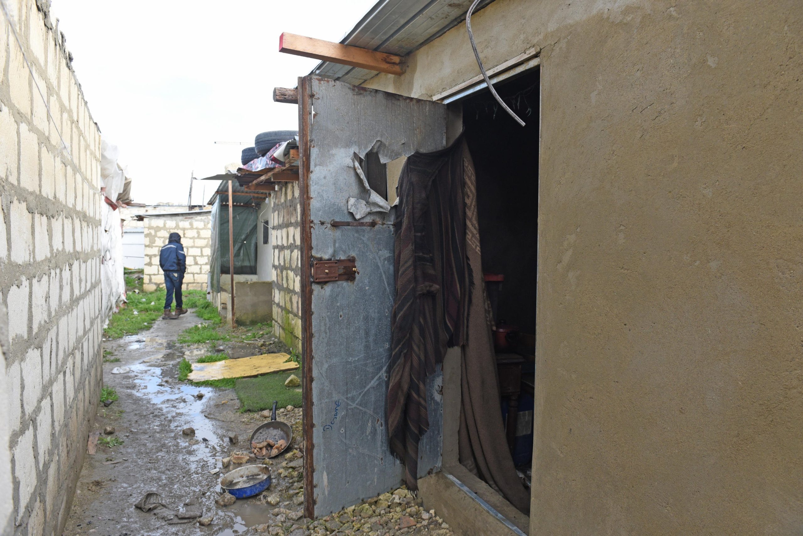 Viaggio nel ghetto africano di Foggia, senza regole, fuori da ogni logica
