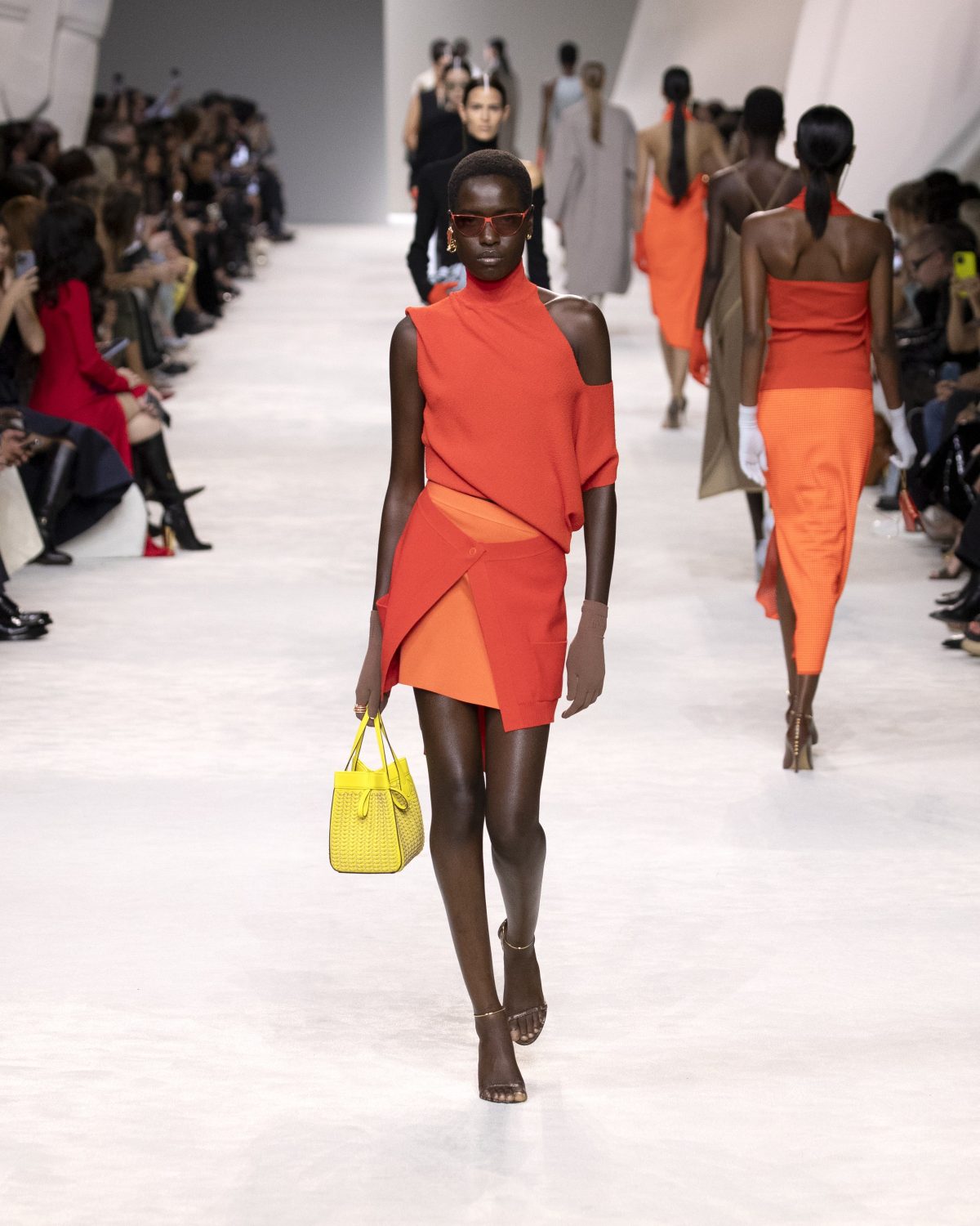 Galleria foto 'Lo stile libero romano di Fendi' - foto 6