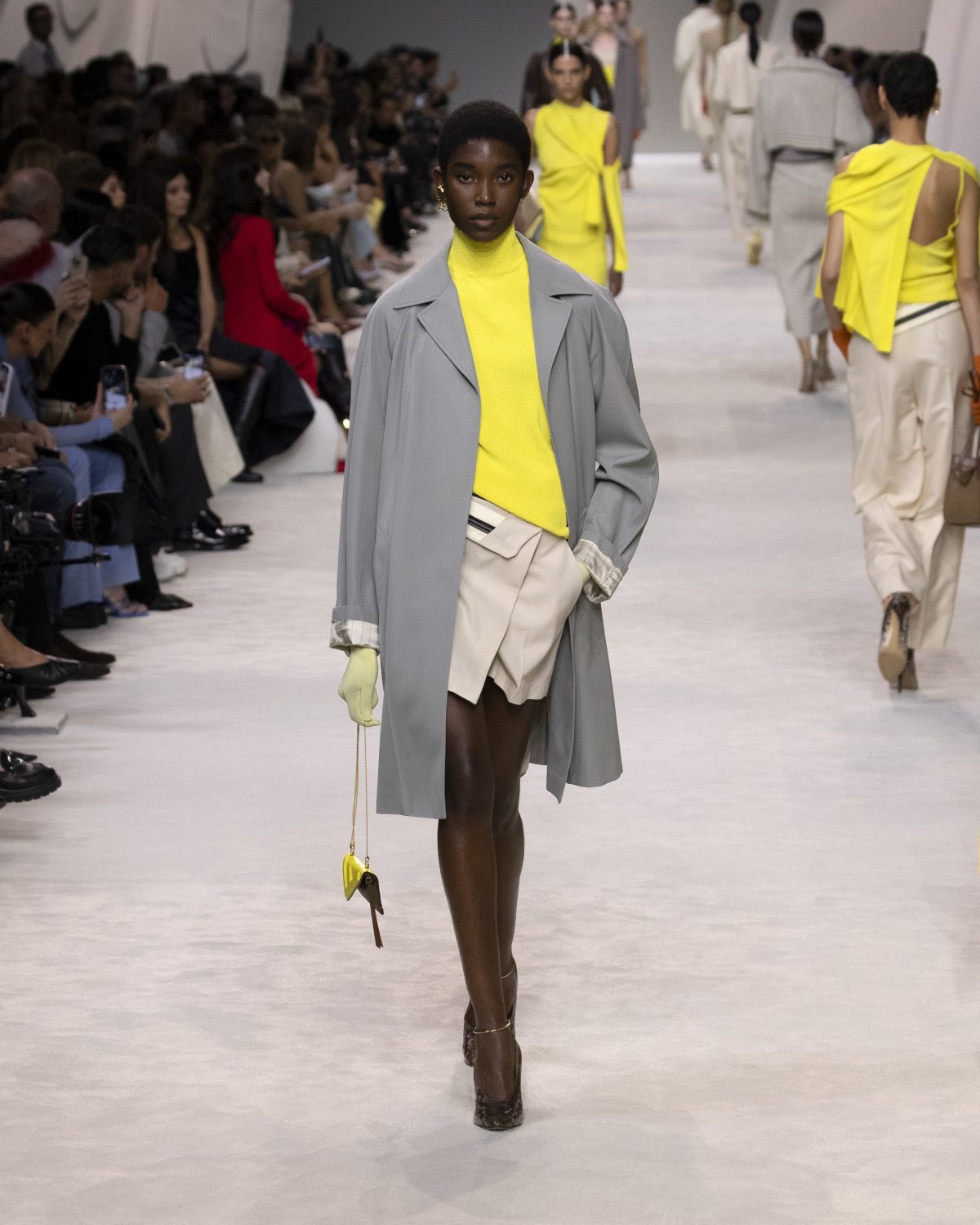 Galleria foto 'Lo stile libero romano di Fendi' - foto 8