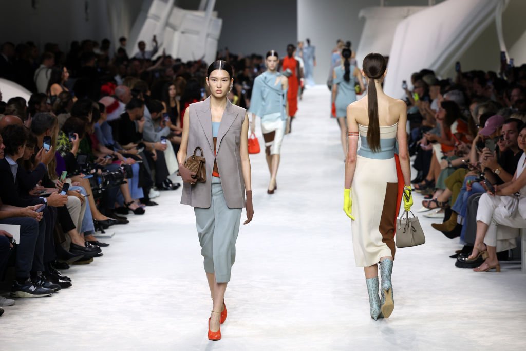 Galleria foto 'Lo stile libero romano di Fendi' - foto 1