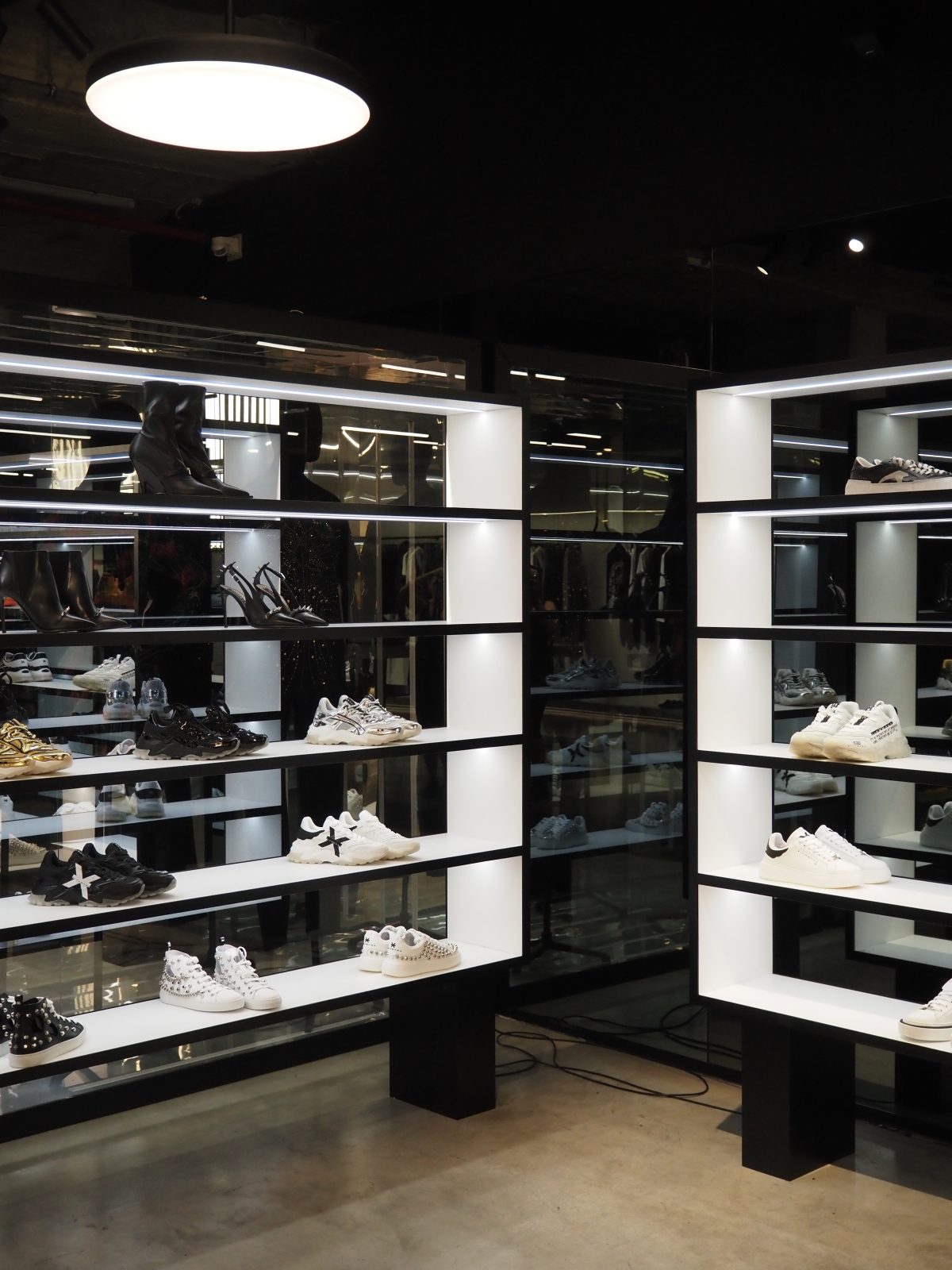 Galleria foto 'Le calzature di John Richmond inaugurano la Milano Fashion Week' - foto 6