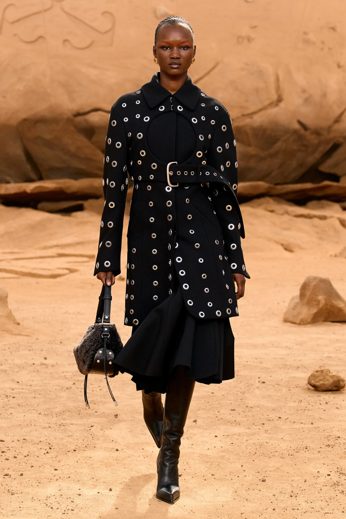 Galleria foto 'Soft Punk: quando la moda riscrive le regole' - foto 8