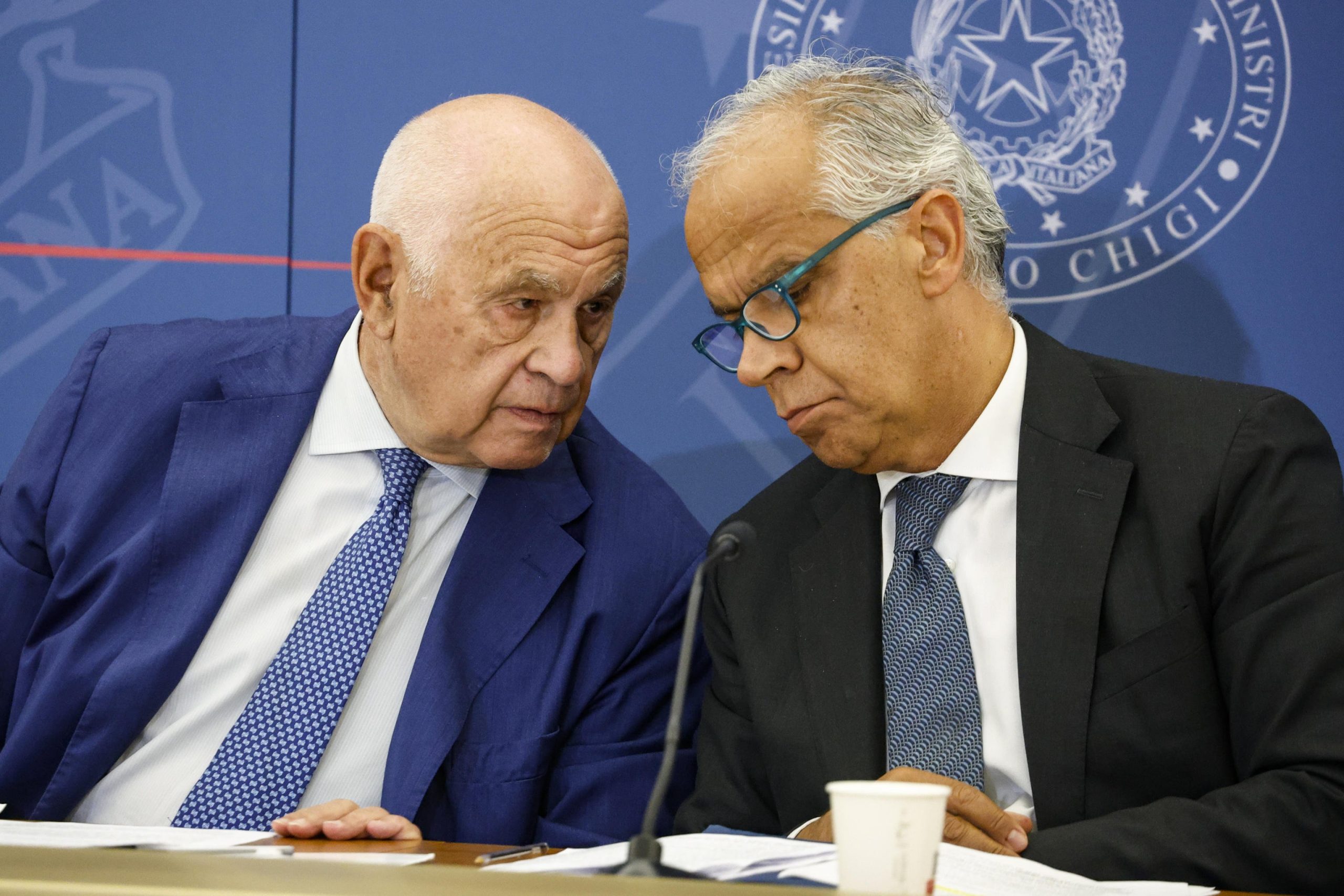 La linea del bastone, senza carota La linea del bastone, senza carota