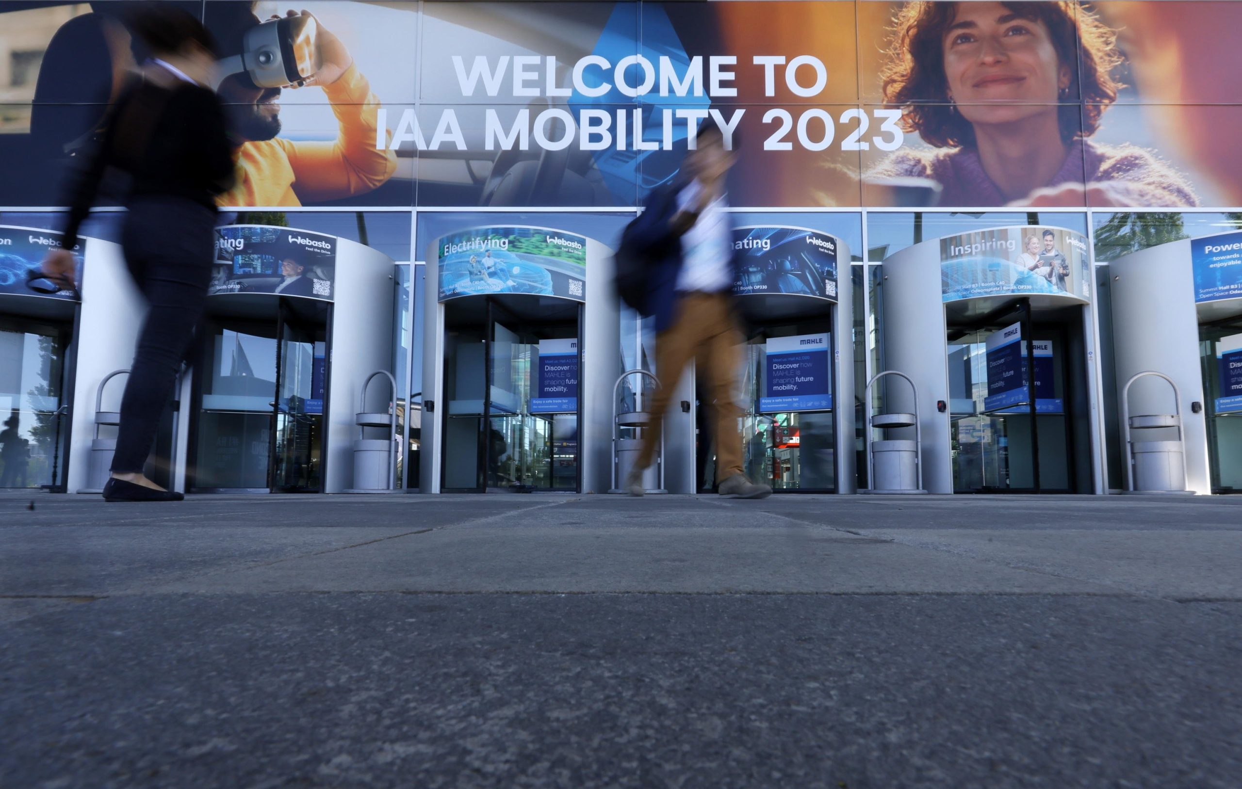 Troppa Cina al Salone di Monaco. E Zipse (Bmw) attacca Bruxelles