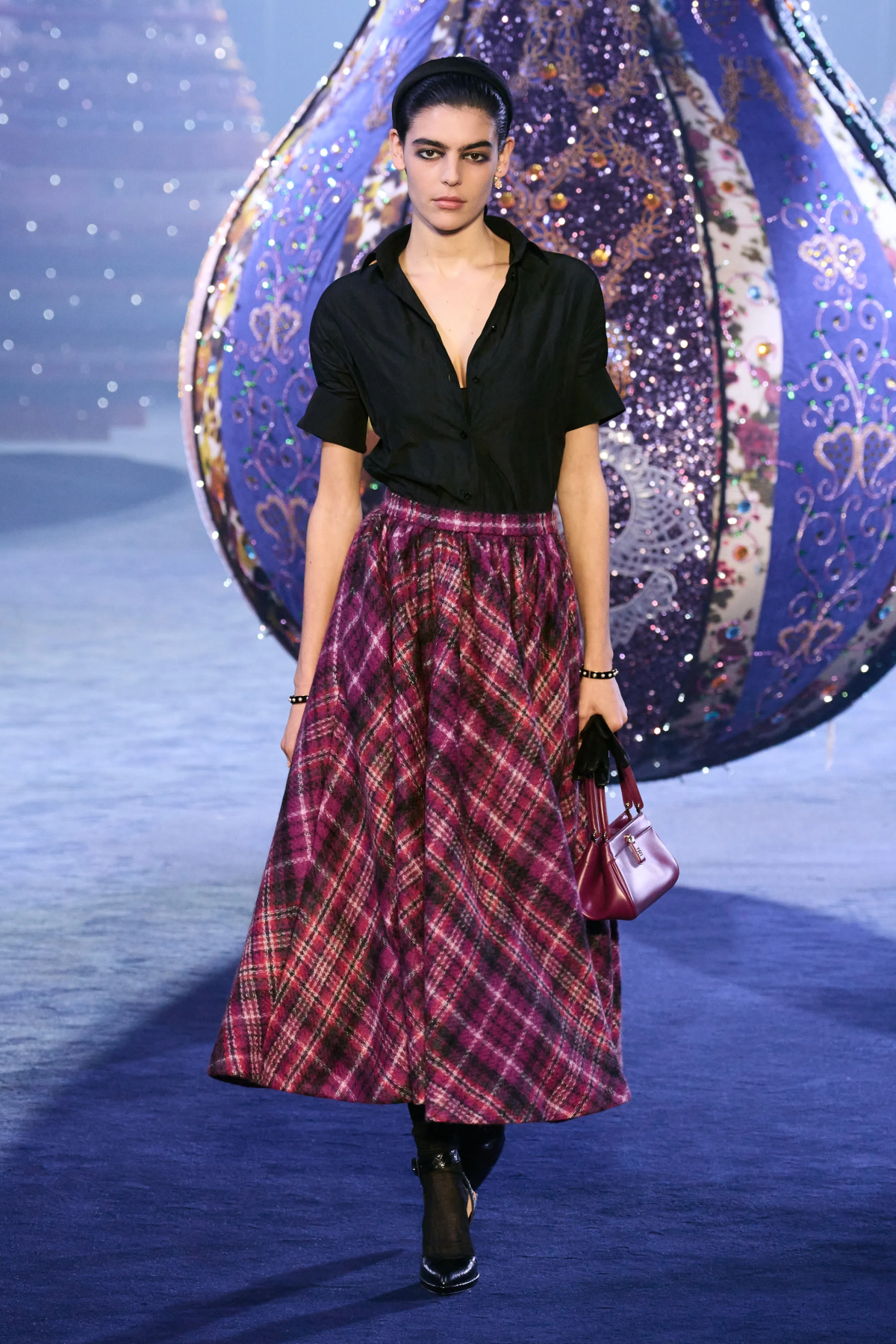 Galleria foto 'La moda torna sui banchi di scuola' - foto 4