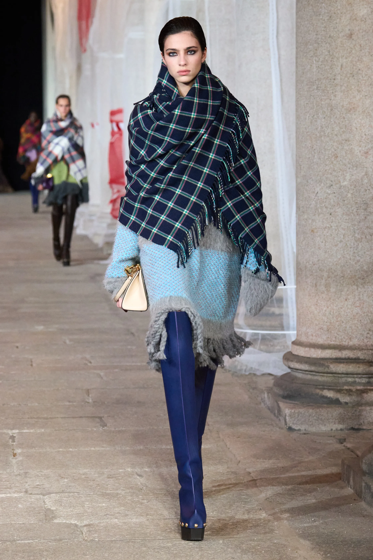 Galleria foto 'La moda torna sui banchi di scuola' - foto 6