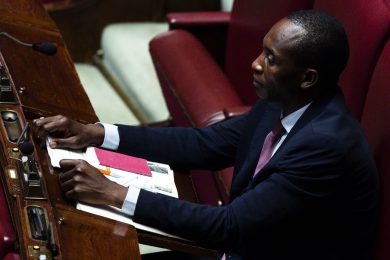 Caso Soumahoro: arrestate e messe ai domiciliari moglie e suocera del parlamentare