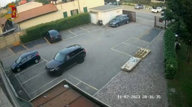 Arrestato il rapper Shiva, ha sparato a due ragazzi I video