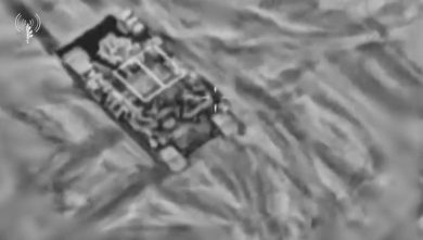 Carri armati di Israele a Gaza, raid mirati in attesa dell’offensiva | video